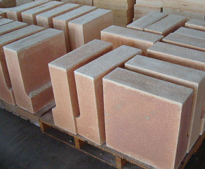 Fused zircon mullite block